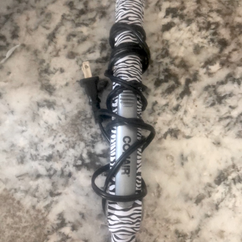 I’m selling this straightener
